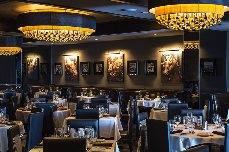2Morton_s_The_Steakhouse_Dining_Room.png