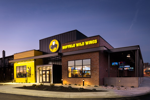 Behov for Angreb pence Buffalo Wild Wings slows development | Nation's Restaurant News