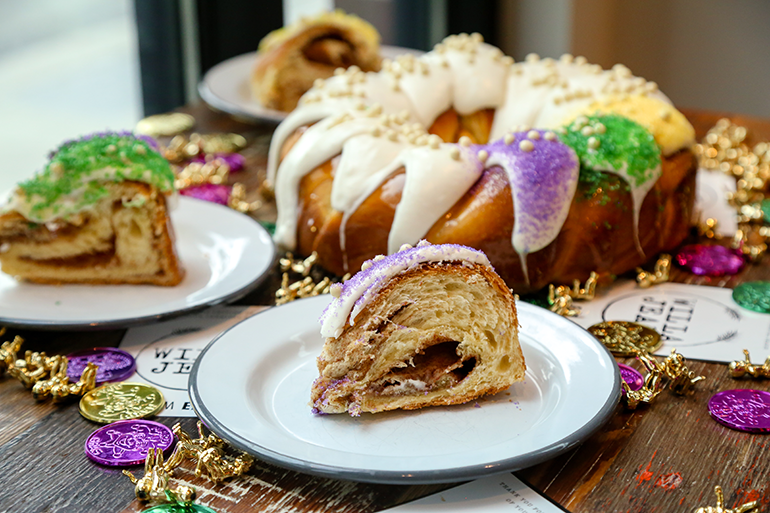 Caramelized_King_Cake_2018_(credits_to_Randy_Schmidt)_(5).png
