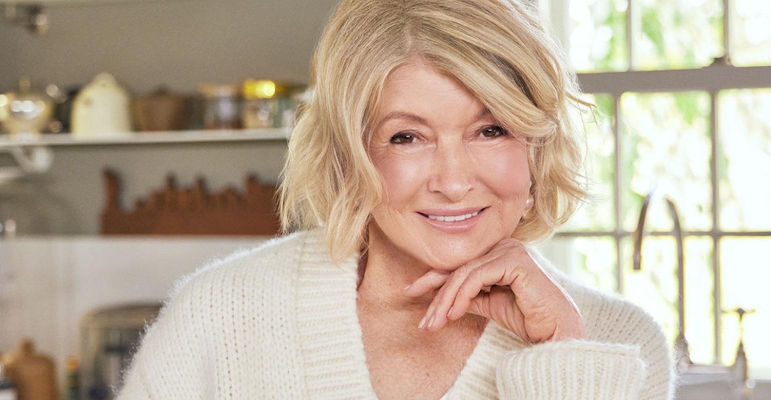 Martha Stewart, 82, Shows Off Toned Legs in Silver High-Slit Gown