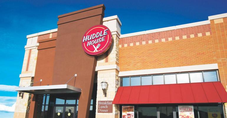 Huddle House storefront