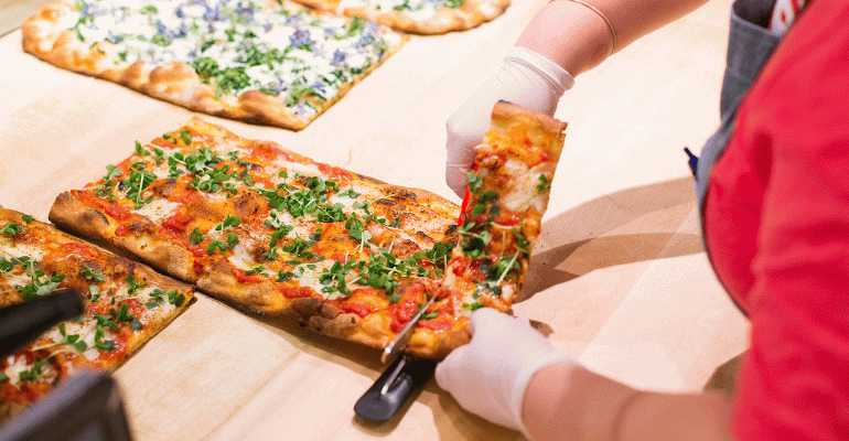 Roman-style fast-casual pizza creates new niche