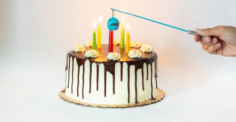 Main-Event-Birthday-Candle-Snuffer.jpg