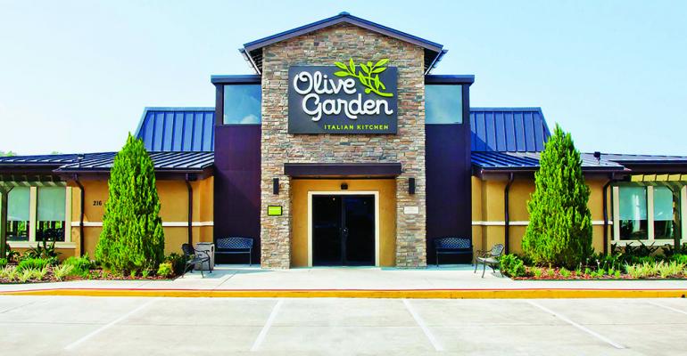Olive Garden_exterior_2016_cb.jpg