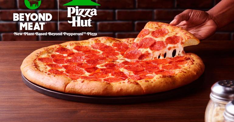 Pizza Hut Beyond Pepperoni pizza.jpg