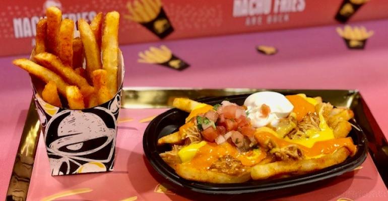 TacoBell-Buffalo-Chicken-Nacho-Fries-03.jpg