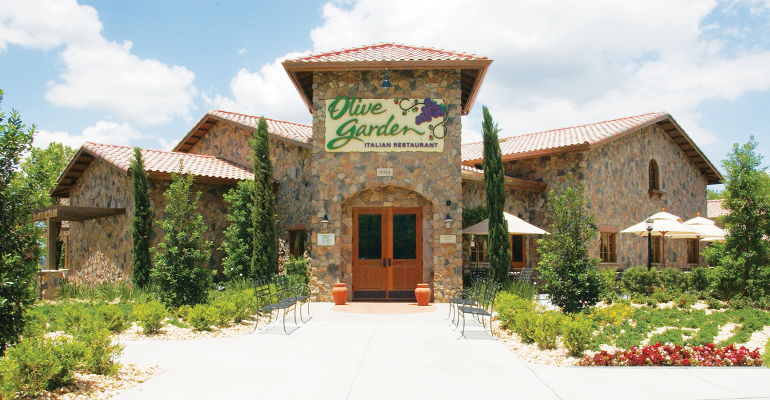 Darden CEO dampens acquisition speculation