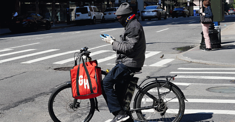 grubhub-delivery-driver-during-coronavirus-pandemic.gif