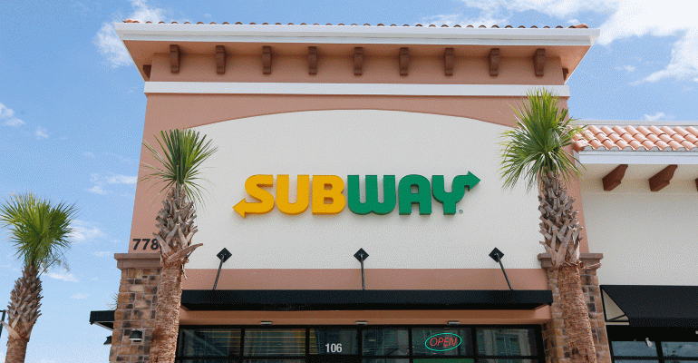 9,000 Subway restaurants now offer delivery