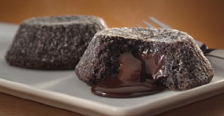 Domino&#039;s adds Chocolate Lava Crunch Cakes