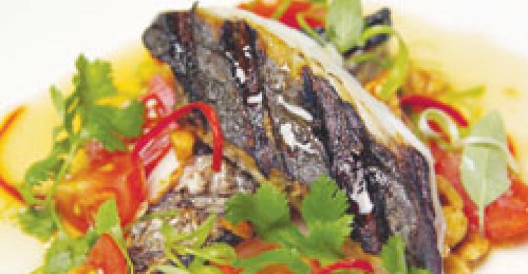 Grilled mackerel salad with garlic-chile-lime dressing