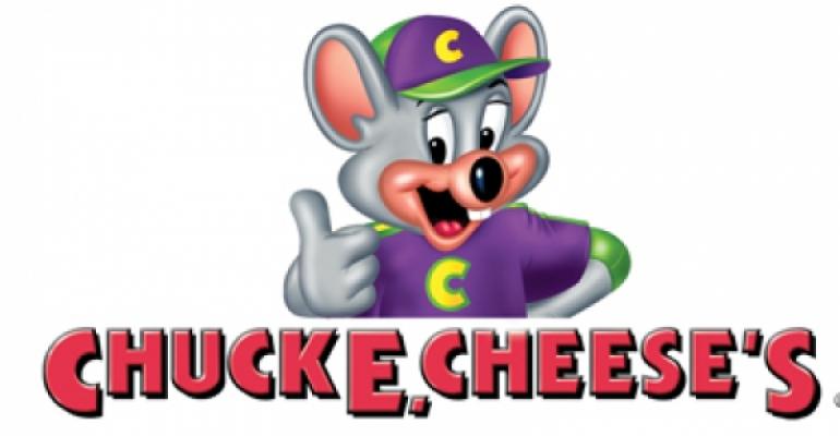 A look at Chuck E. Cheese’s new pizza