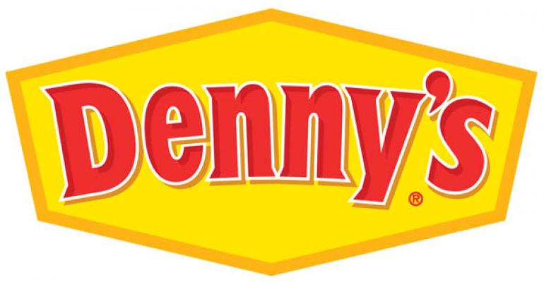 Denny’s 4Q net income falls 34%