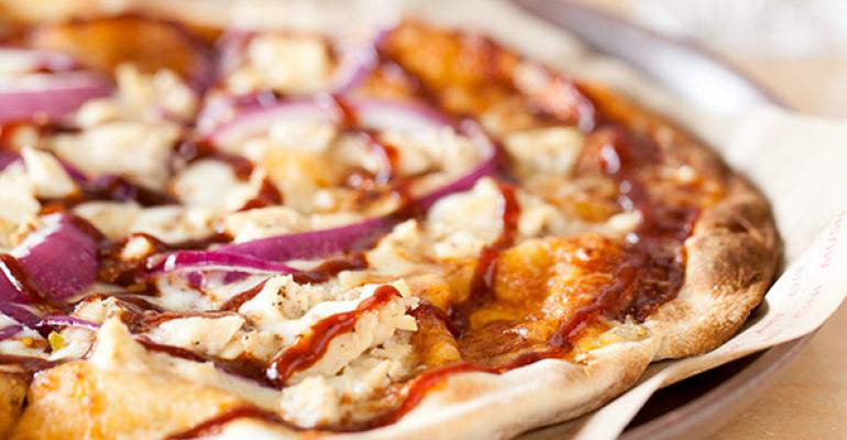 Fast-casual pizza is no threat to traditional chains