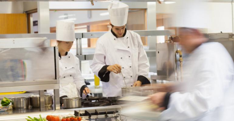 NRN predicts 2016 restaurant operations trends