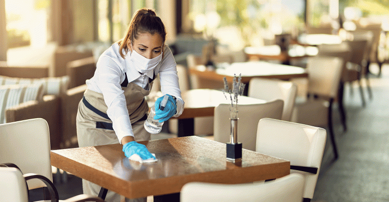 waitress-cleaning-a-restaurant-table.gif